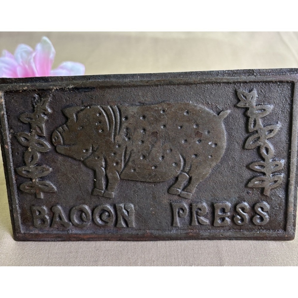 Cast Iron Bacon Press with Wood Handle & Pig Hog Design 7" X 4" Farmhouse - Picture 8 of 11